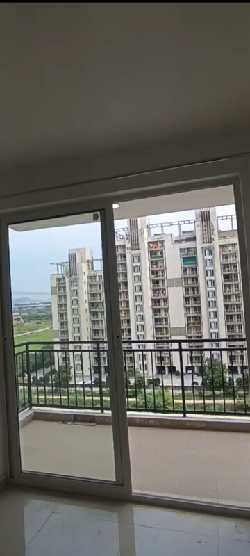 Master Plan in 3 BHK Apartment at ROF Aalayas, Sector 102 – for Rent