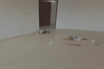 Room in 2.5 BHK Apartment at L&T Raintree Boulevard, Hebbal – for Rent
