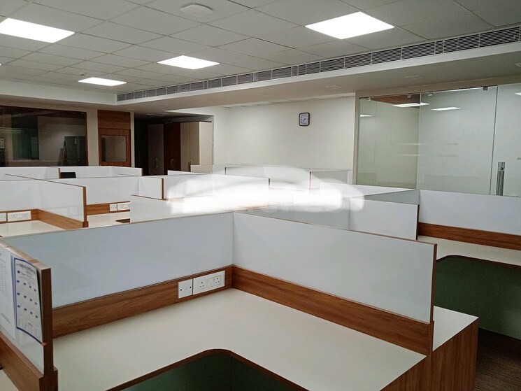 Team Area, em bypass Commercial Office Space 1750 Sq.Ft. In Em Bypass Kolkata 8968169