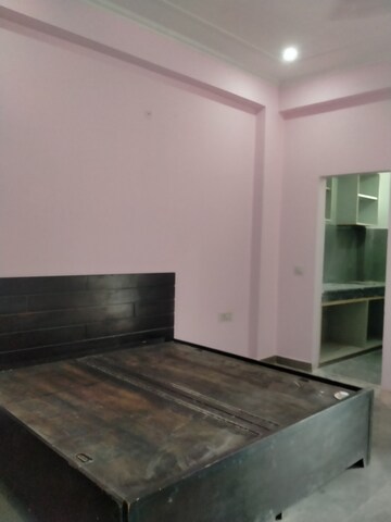 Room in 2 BHK Independent House at Stellar 135, Sector 135 – for Rent