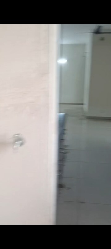 Room in 3 BHK Apartment at Land Craft Golf Links Villa, Pandav Nagar – for Sale