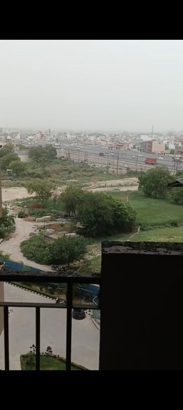 3 BHK Apartment For Sale in Land Craft Golf Links Villa, Pandav Nagar