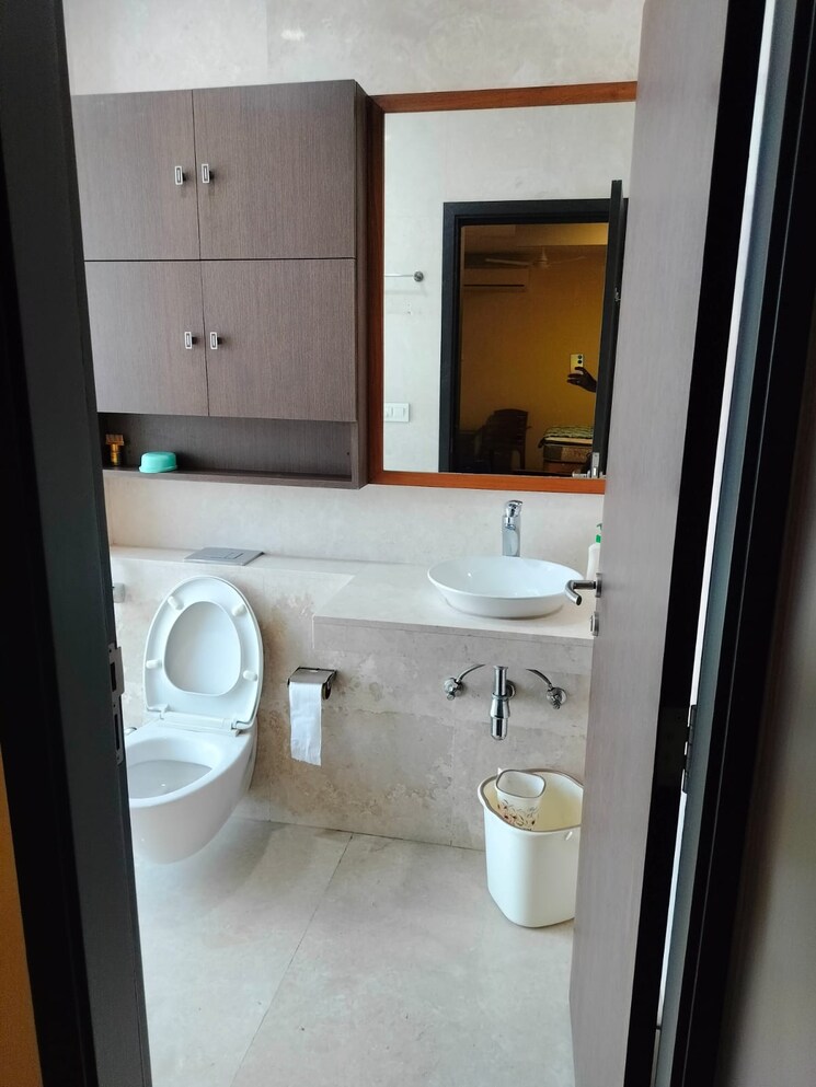 Bathroom, oberoi-exquisite-goregaon 3 Bedroom 1350 Sq.Ft. Apartment In Goregaon East Mumbai 8968192