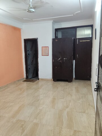 1 BHK Builder Floor For Rent in Neb Sarai