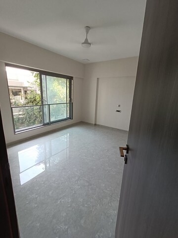 Master Bedroom in 4 BHK Apartment at Paradigm Artteza, Santacruz West – for Rent