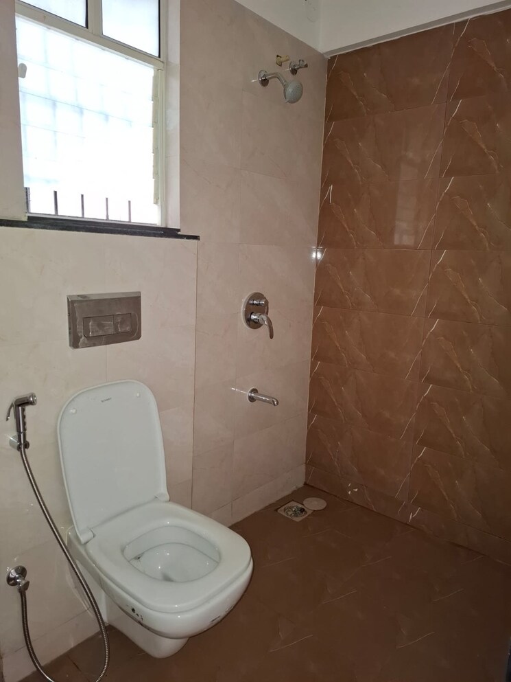 Bathroom, anshul-casa 2 Bedroom 789 Sq.Ft. Apartment In Wakad Pune 8968200