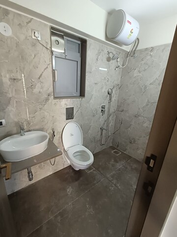 Bathroom in 4 BHK Apartment at Paradigm Artteza, Santacruz West – for Rent