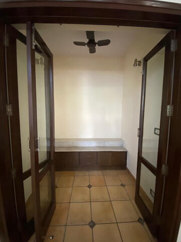 Bathroom in 4 BHK Villa at Green Wood City, Sector 45 – for Rent