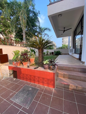 Balcony in 4 BHK Villa at Green Wood City, Sector 45 – for Rent