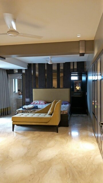 Bedroom in 4 BHK Apartment at Prabhadevi – for Rent