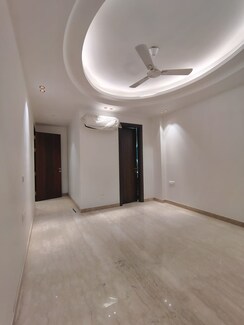 3 BHK + Servant Room Builder Floor For Sale in Shivalik Colony