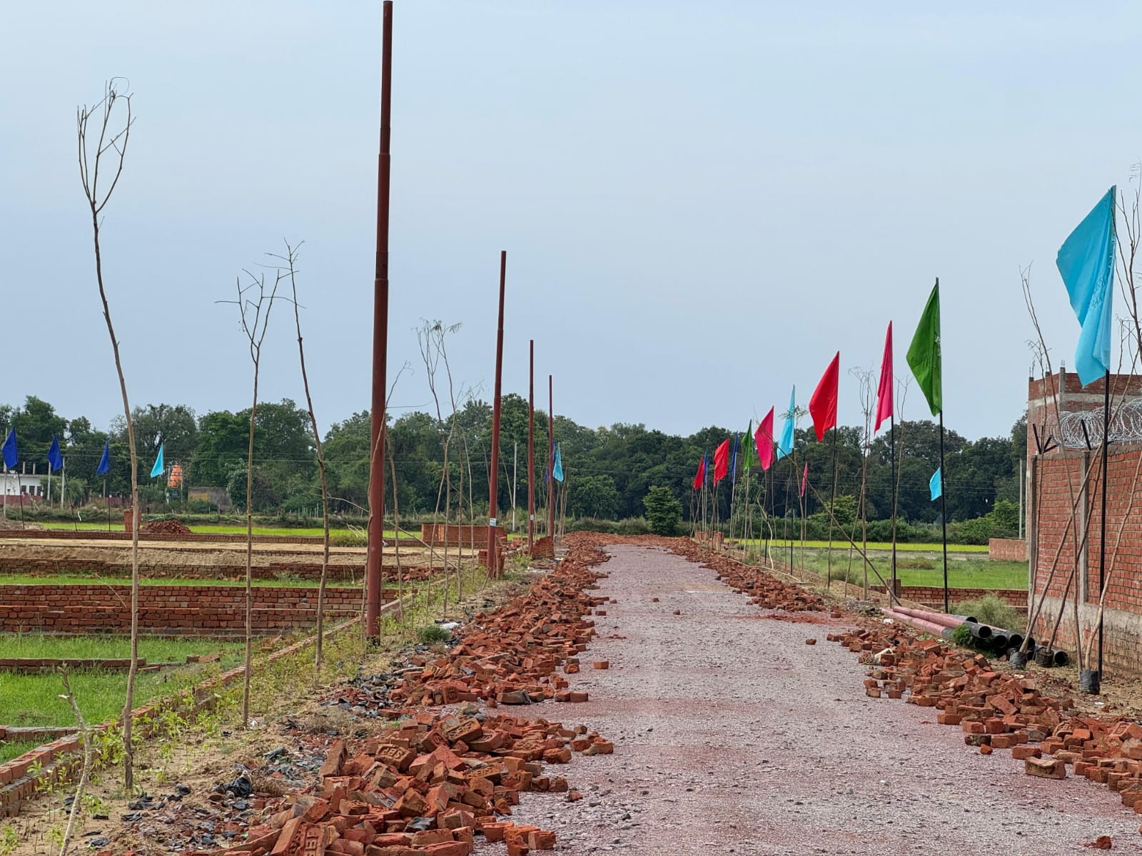 Plot For Sale in Sultanpur Road