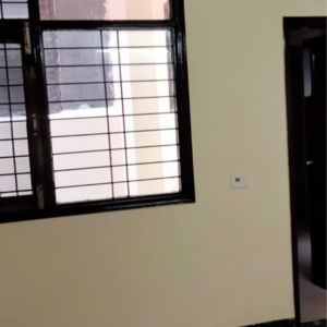 Room in 6 BHK Independent House at RWA Apartments Sector 30, Sector 30 – for Sale