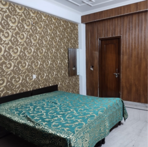 Bedroom in 6 BHK Independent House at RWA Apartments Sector 30, Sector 30 – for Sale