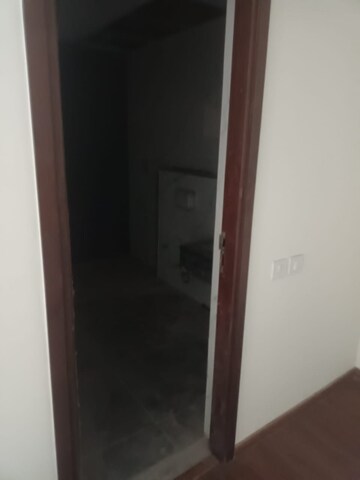 Furnished Amenities in 6+ BHK Apartment at Century Renata, Richmond Town – for Sale