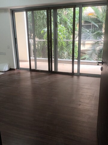 Room in 6+ BHK Apartment at Century Renata, Richmond Town – for Sale