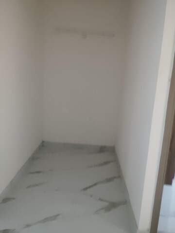 Room in 3 BHK Apartment at M3M Soulitude, Sector 89 – for Rent