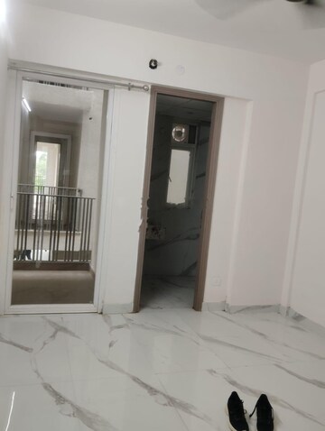 Room in 3 BHK Apartment at M3M Soulitude, Sector 89 – for Rent
