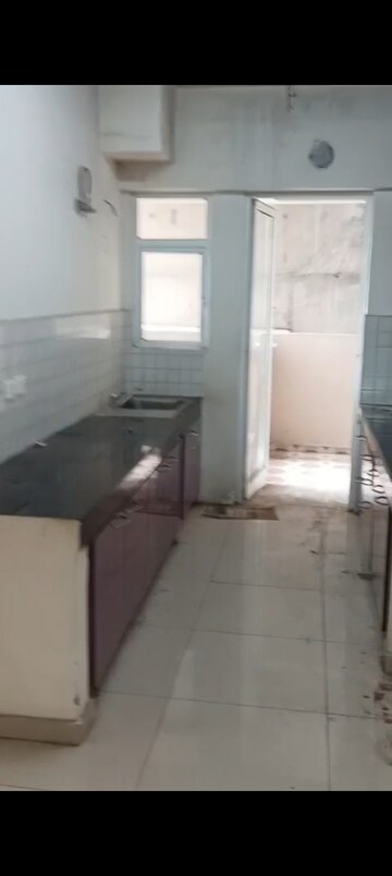 Kitchen in 2.5 BHK Apartment at Mahagun Mahagunpuram II, Lal Kuan – for Rent