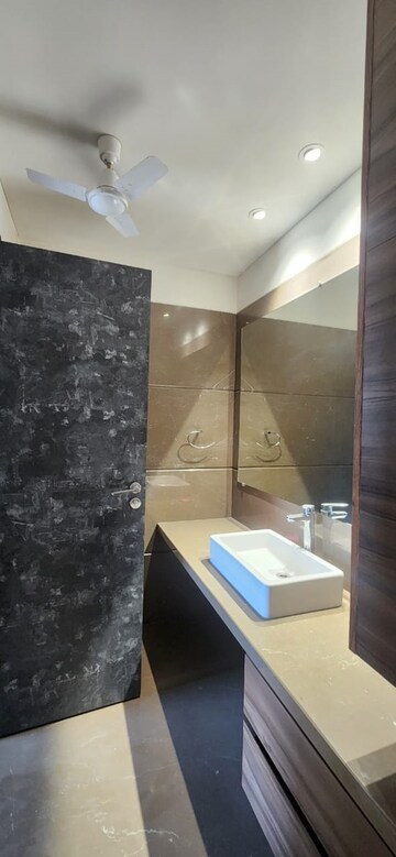 Bathroom in 5 BHK Apartment at Supreme Epitome, Chembur – for Rent