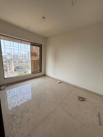 Room in 1 BHK Apartment at Lashkaria Pearl, Jogeshwari West – for Sale