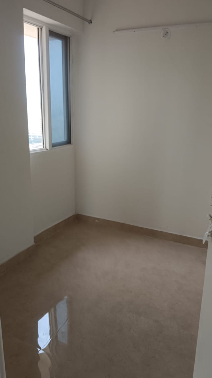 2.5 BHK + Extra Room 900 Sq.Ft. Apartment in Signature Global Golf Greens