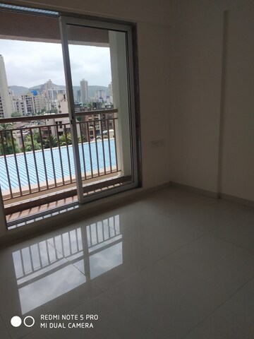 Balcony in 1 BHK Apartment at Metropolis Aquaris Phase 1, Kasarvadavali – for Sale