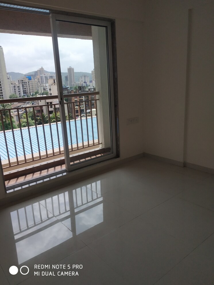 Balcony, metropolis-aquaris-phase-1 1 Bedroom 600 Sq.Ft. Apartment In Kasarvadavali Thane 8968532