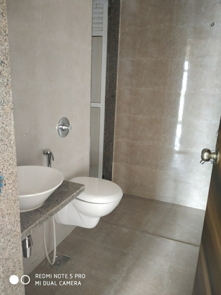 Bathroom, metropolis-aquaris-phase-1 1 Bedroom 600 Sq.Ft. Apartment In Kasarvadavali Thane 8968532