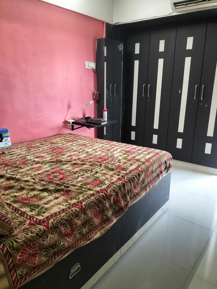 Bedroom, himgiri-lokupvan-phase-ii-chs-ltd 2 Bedroom 550 Sq.Ft. Apartment In Vasant Vihar Thane 8968545