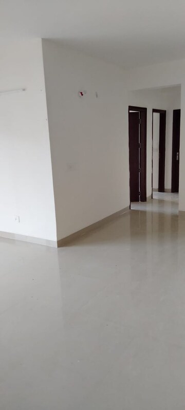 Room in 2 BHK Apartment at Sohna Sector 2 – for Rent