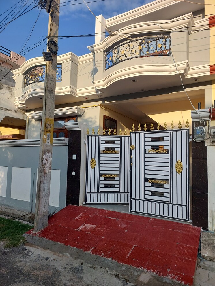 Balcony, indira nagar 2 Bedroom 1000 Sq.Ft. Apartment In Indira Nagar Lucknow 8968576