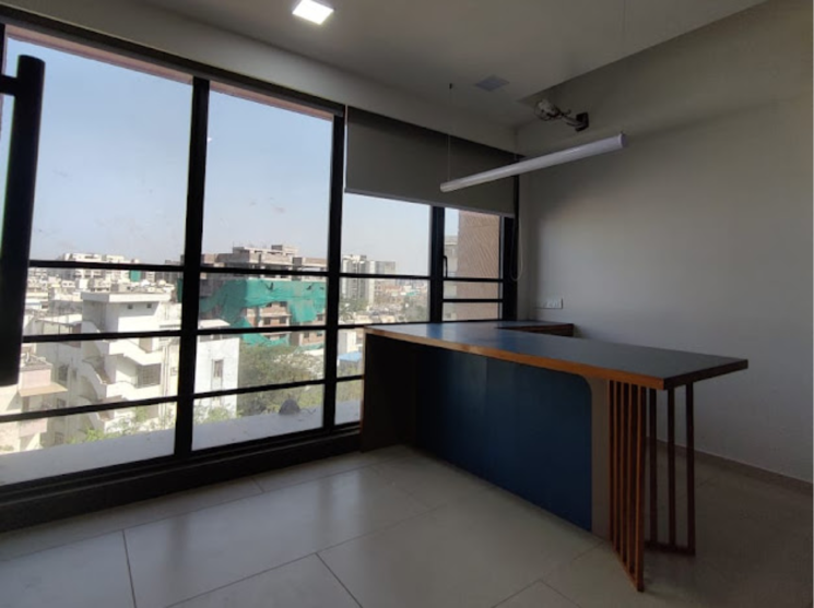 Room, bodakdev Commercial Office Space 1163 Sq.Ft. In Bodakdev Ahmedabad 8968611