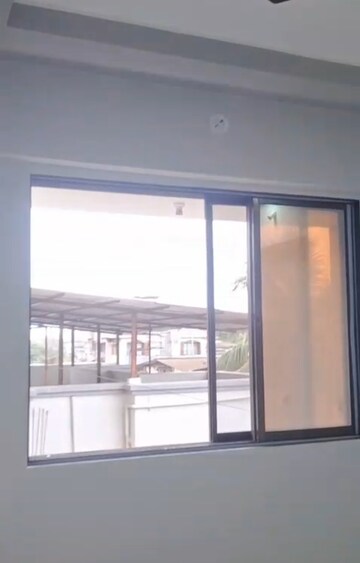 Room in 2 BHK Apartment at Nalasopara West – for Rent