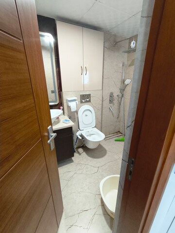 Bathroom in 4 BHK Apartment at Central Park Flower Valley Aqua Front Towers, Sohna Sector 33 – for Sale