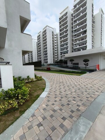 Balcony in 4 BHK Apartment at Central Park Flower Valley Aqua Front Towers, Sohna Sector 33 – for Sale