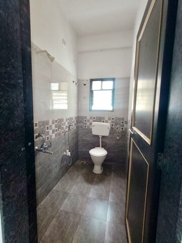 Bathroom in 1 BHK Builder Floor at Wadgaon Sheri – for Rent