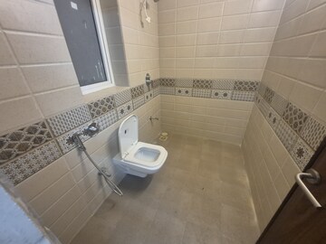 Bathroom in 4 BHK Villa at Wadhwa Wise City, Old Panvel – for Rent