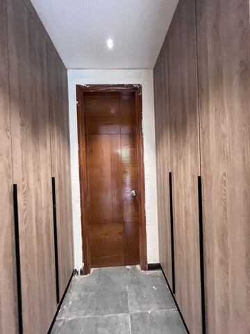 Building Lobby in 4 BHK Builder Floor at Dlf Phase I – for Rent