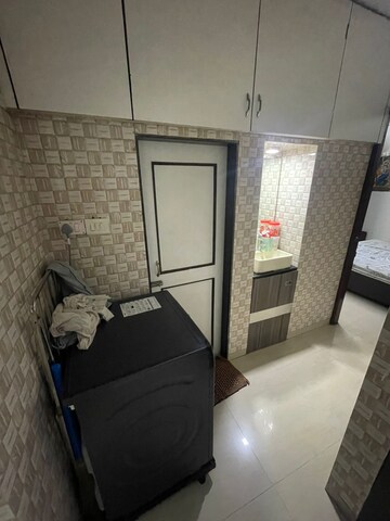 Bathroom in 1 BHK Apartment at Pioneer Park, Kolshet Road – for Rent