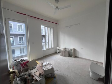 Living Room in 3 BHK Apartment at Smart World Orchard, Sector 61 – for Rent