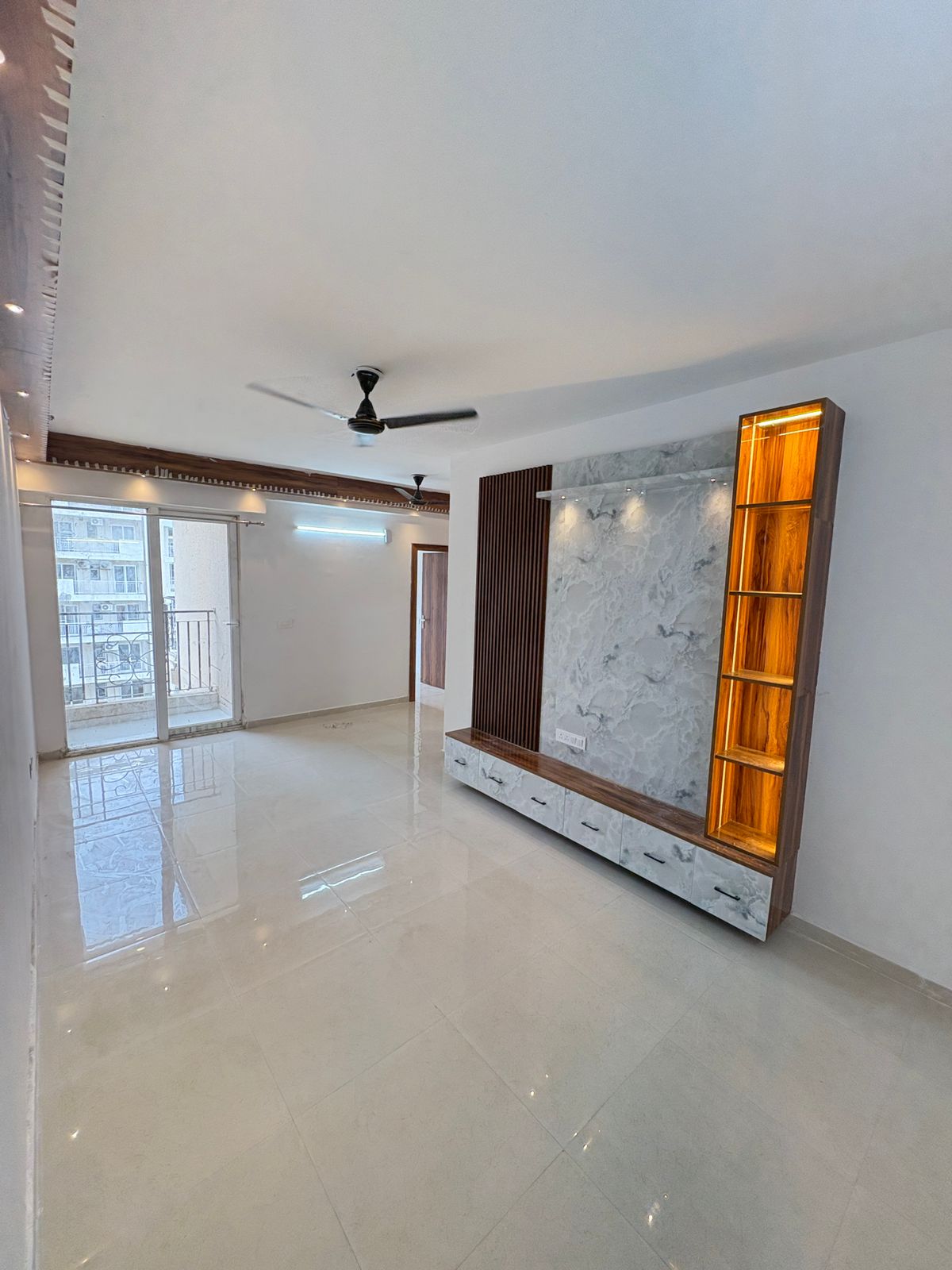 2 BHK Apartment For Rent in Signature The Millennia 2
