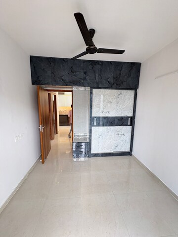 Room in 2 BHK Apartment at Signature The Millennia 2, Sector 37d – for Rent