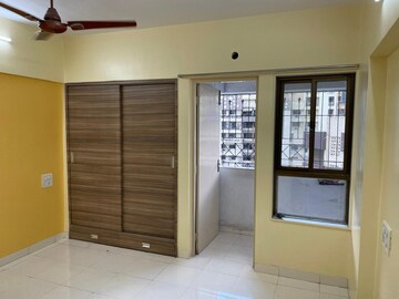 Room in 2 BHK Apartment at Valley Towers Annex, Manpada – for Sale
