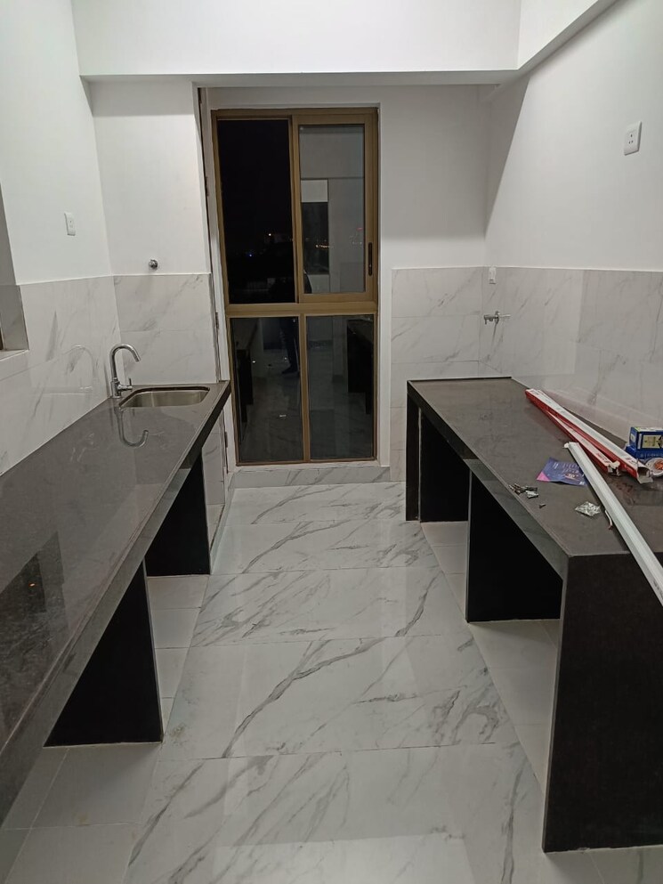 Kitchen, raymond-ten-x-era 2 Bedroom 630 Sq.Ft. Apartment In Pokhran Road No One Thane 8968824