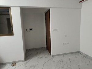 Room in 2 BHK Apartment at Raymond Ten X Era, Pokhran Road No One – for Sale