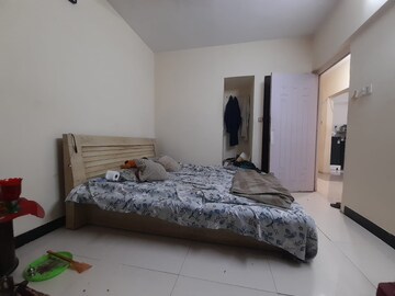 Bedroom in 3 BHK Apartment at Royal Palms, Goregaon East – for Rent