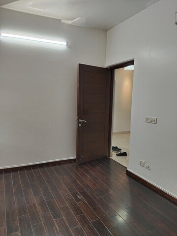3 BHK Apartment For Sale in Sarita Vihar