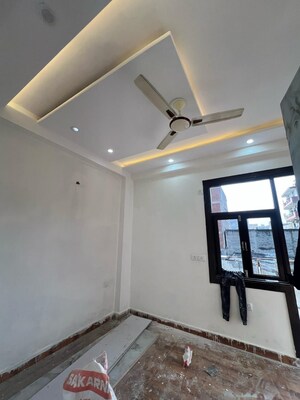 Kitchen in 3 BHK Builder Floor at Arjan Garh – for Sale