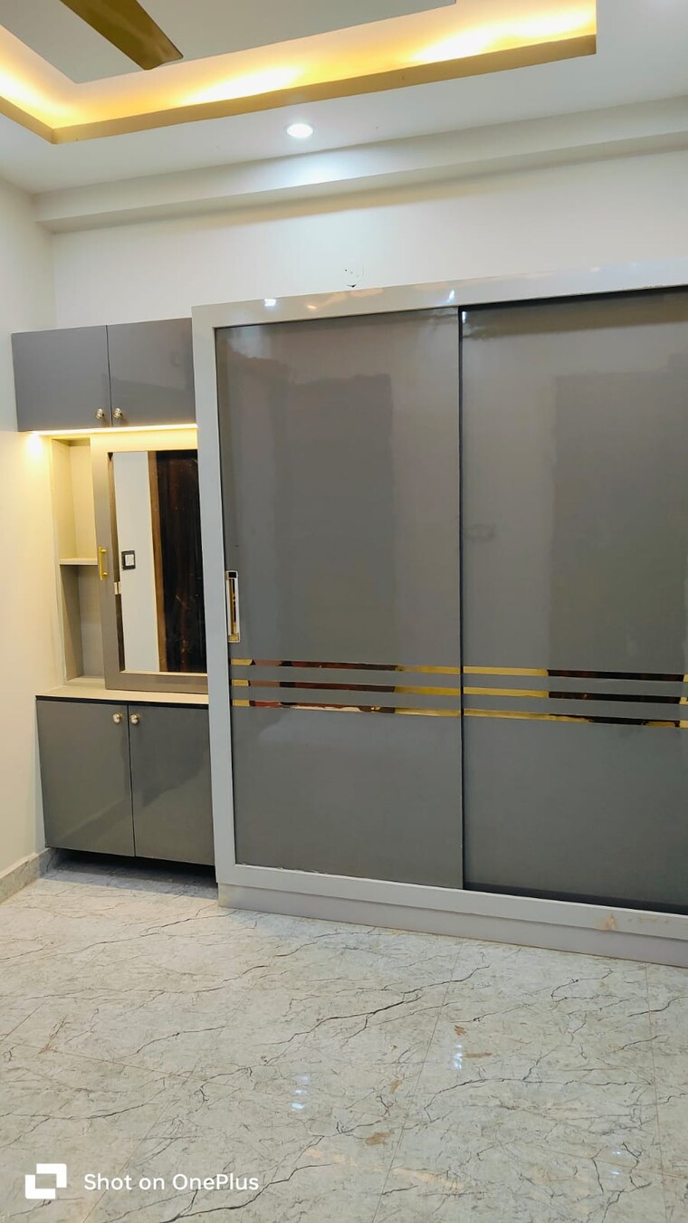 Room, arjan garh 3 Bedroom 910 Sq.Ft. Builder Floor In Arjan Garh Delhi 8968886